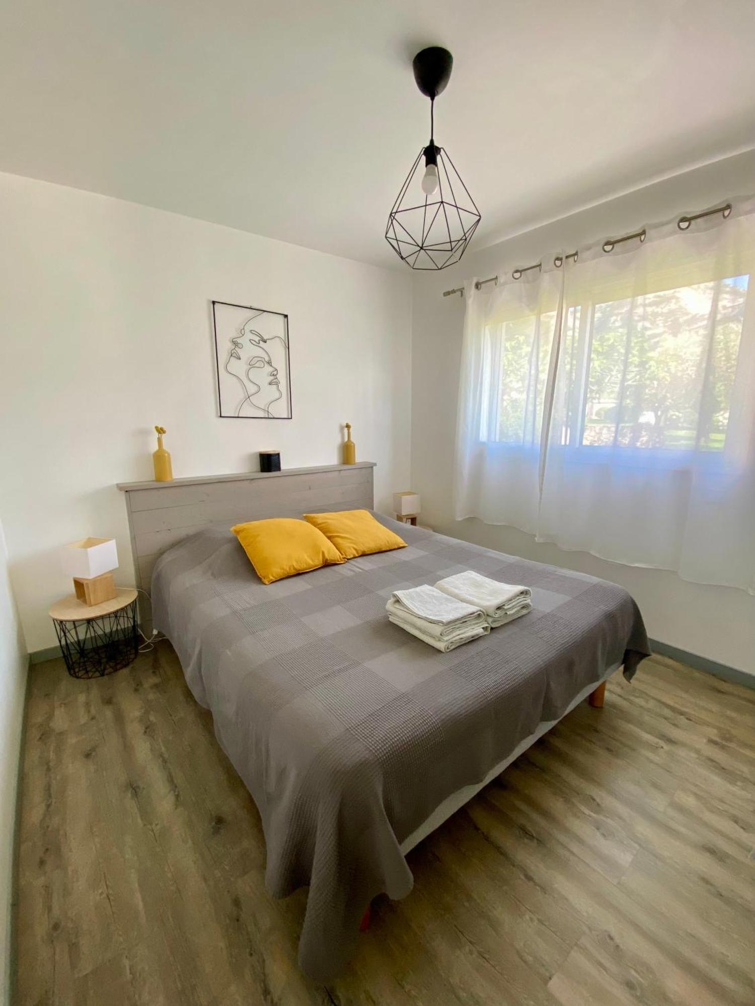 La Petite Maison Robion en Luberon Szoba fotó