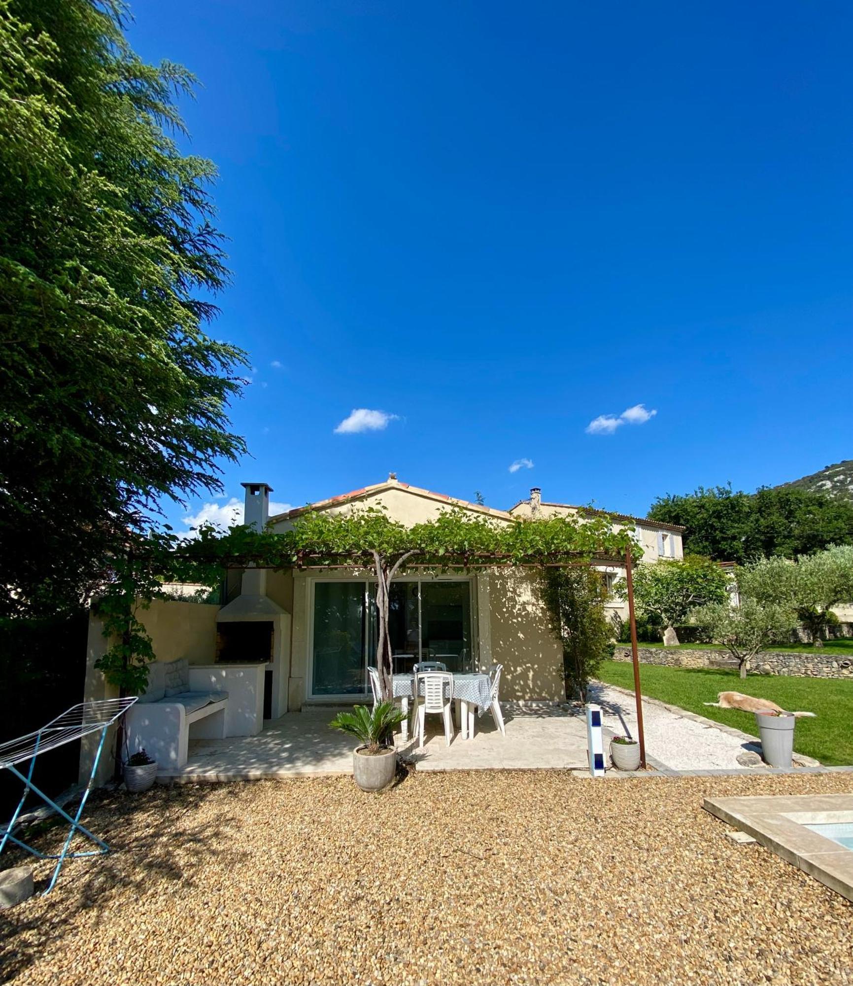 La Petite Maison Robion en Luberon Szoba fotó